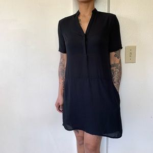 Cupcakses and Cashmere black shirt shift dress size 0